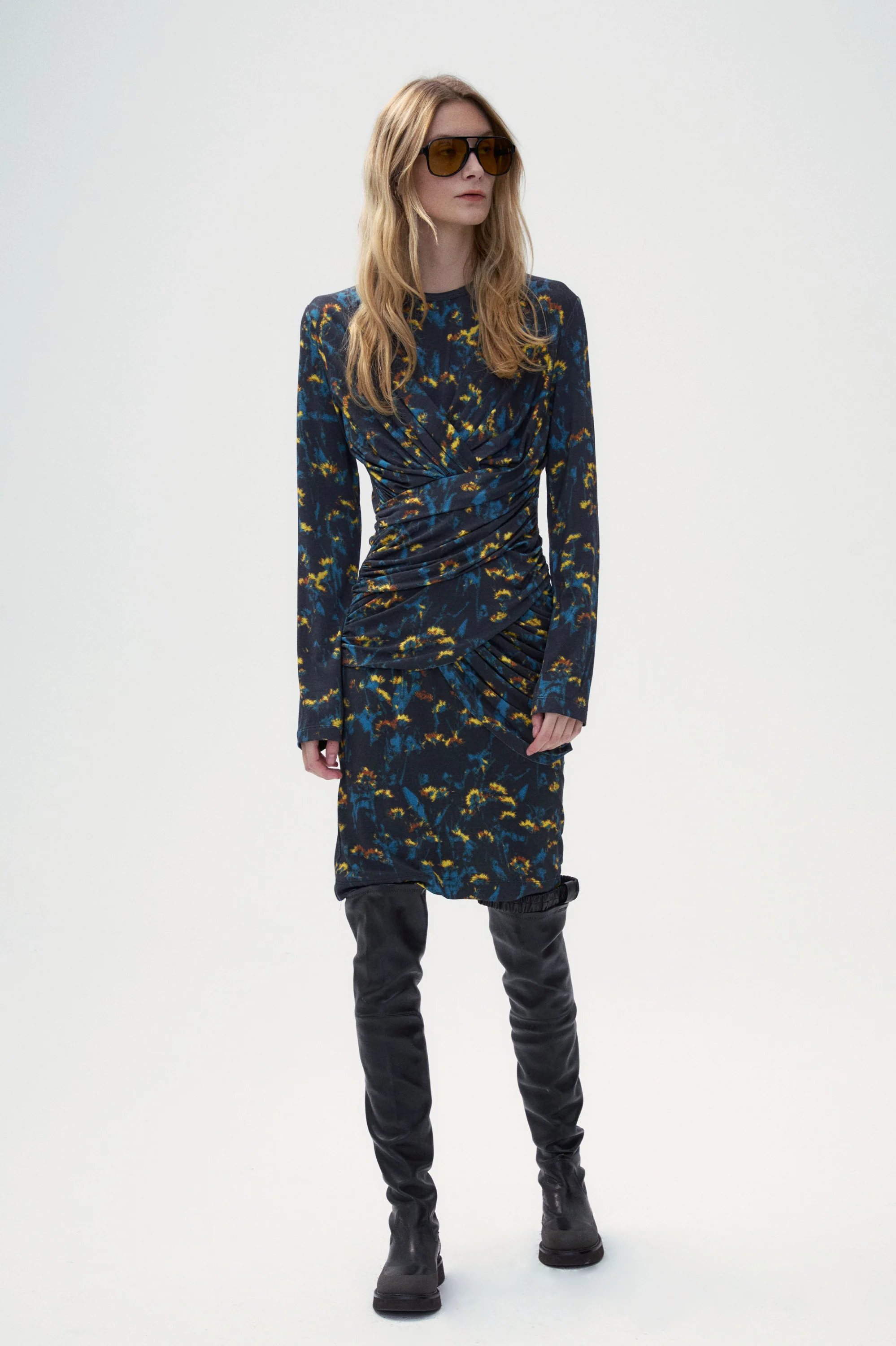 Doris Ditsy Floral Knit Dress - Image 4