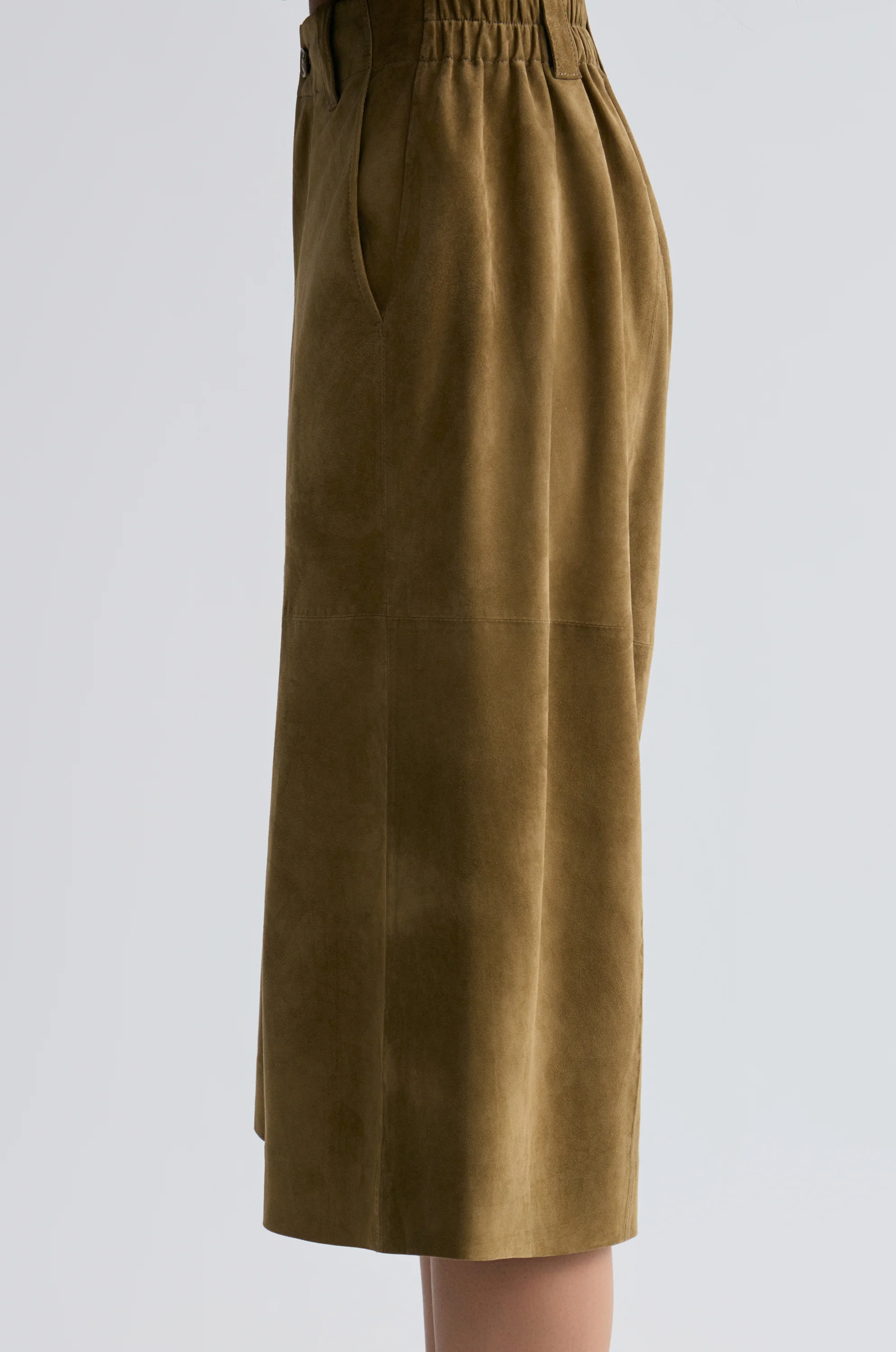 Long Suede  Bermuda Shorts - Image 4