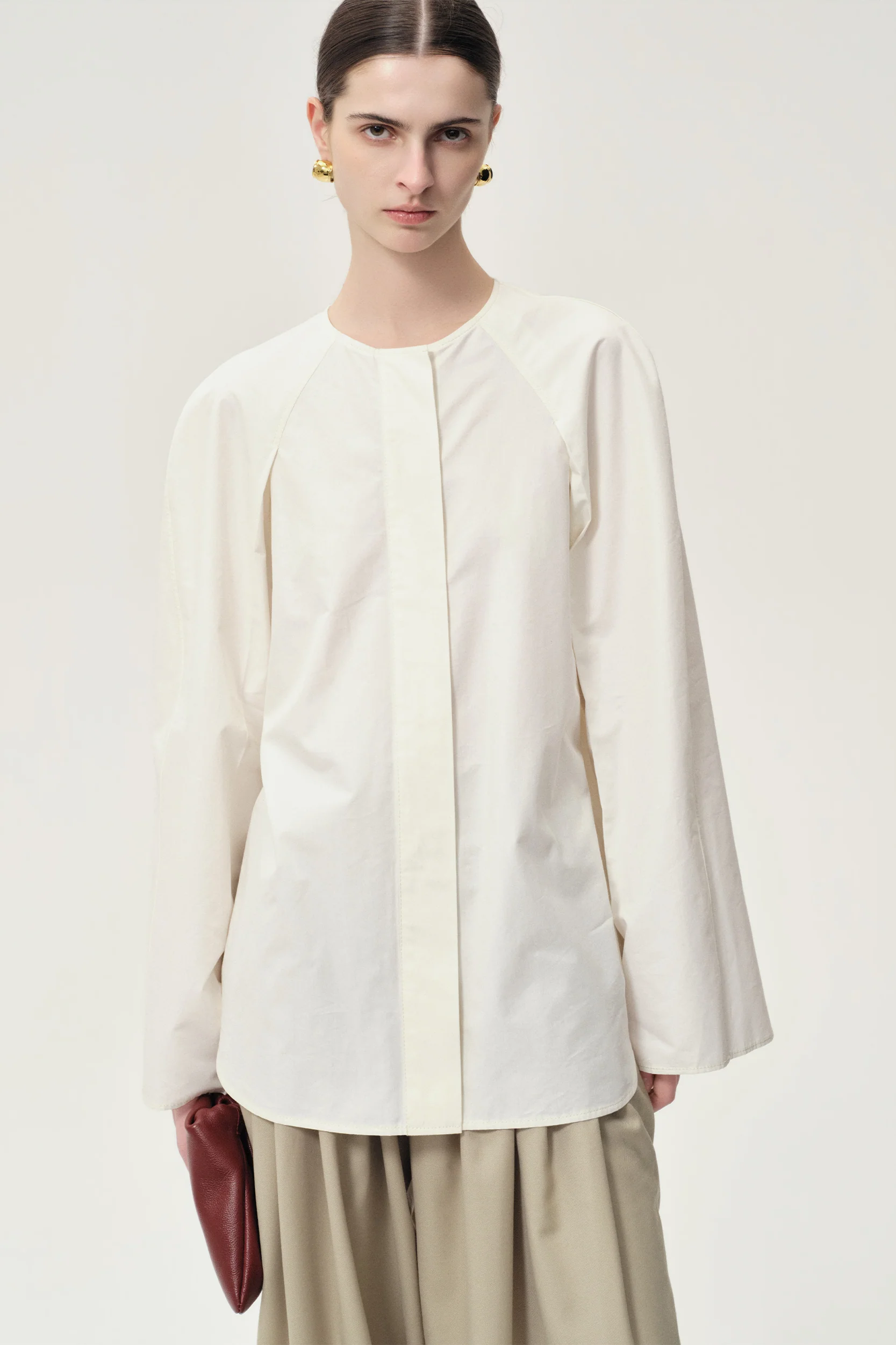 Sculptural Shaped Shirt Off-White - Image 9