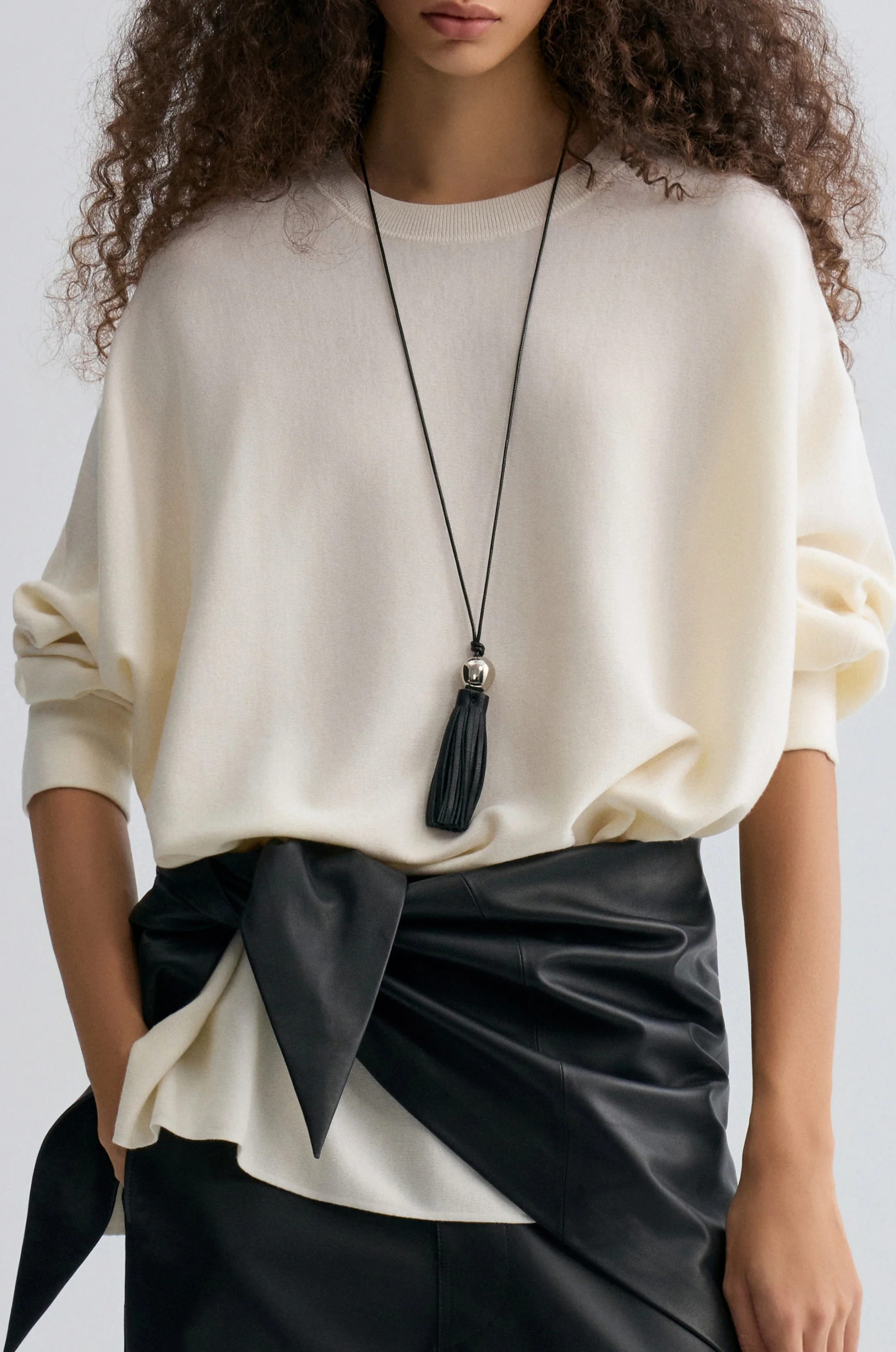 Tassel-pendant Necklace - Image 4