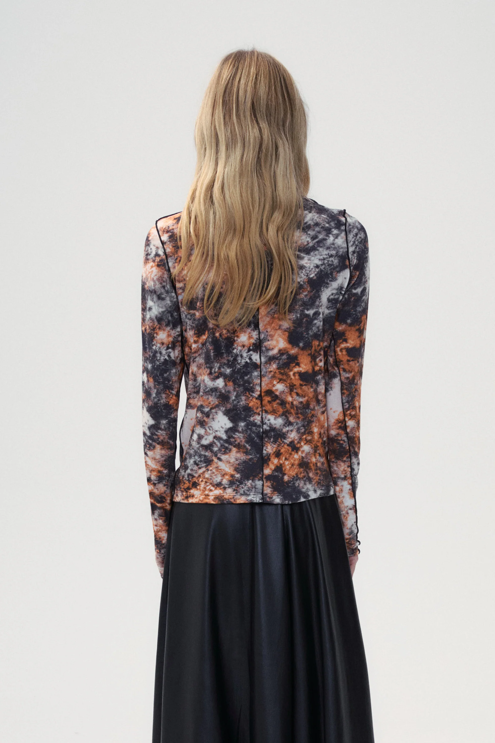 Tie-dye Contrast Patchwork Turtleneck T-shirt - Image 4